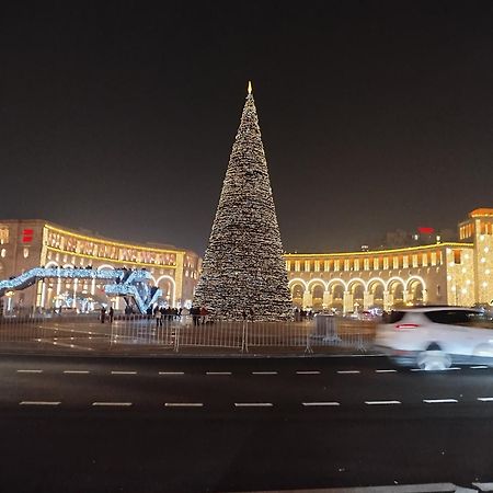 Luxury Apartment In Republic Square Yerevan Exterior photo