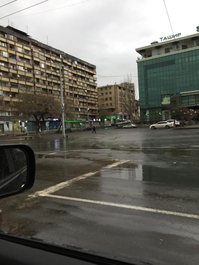 Luxury Apartment In Republic Square Yerevan Exterior photo